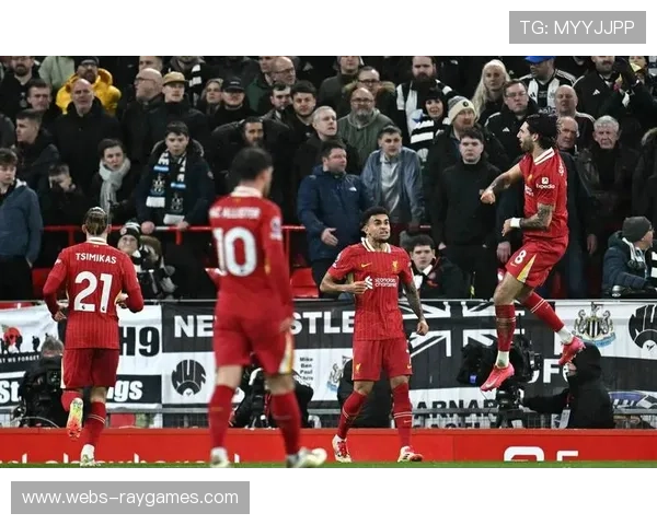 英超五强欧冠小组赛全胜领跑 展现英伦足球统治力 英超五强欧冠小组赛全胜领跑 展现英伦足球统治力